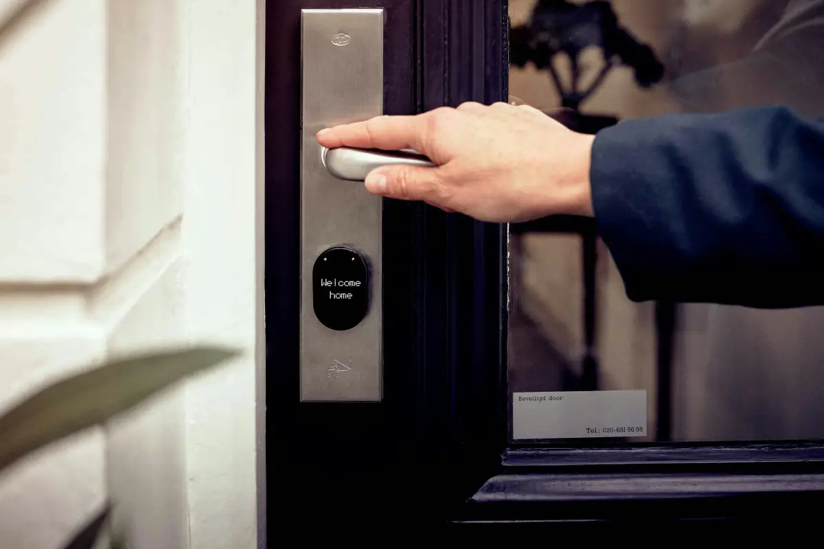 smart door lock